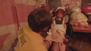 Cô gái dễ thương và mũm mĩm nói nhiều, vừa tán tỉnh vừa quan hệ tình dục, cảm giác thật khác biệt