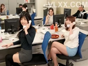 Em thư ký cơ hội đưa quản lý say xỉn về nhà gạ làm tình vì quản lý “giàu”