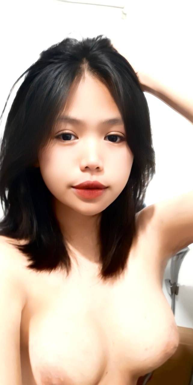 Hai ông bố địt chung con gái cùng thằng bạn